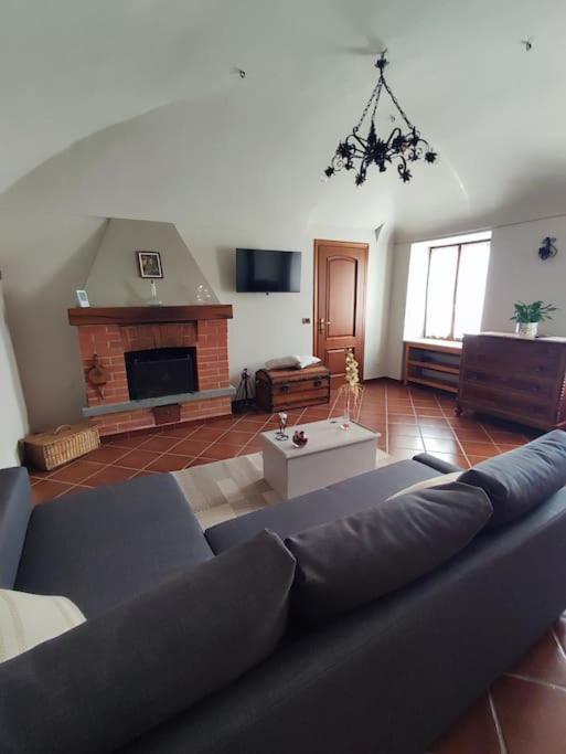 Casa Caliera Villa Вивероне Екстериор снимка