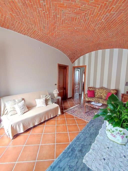 Casa Caliera Villa Вивероне Екстериор снимка