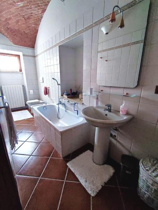 Casa Caliera Villa Вивероне Екстериор снимка