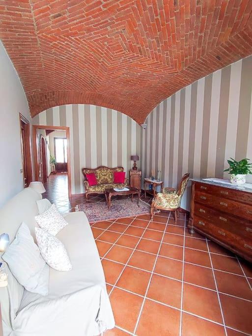 Casa Caliera Villa Вивероне Екстериор снимка